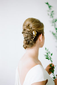 film photo bride hair comb greenery